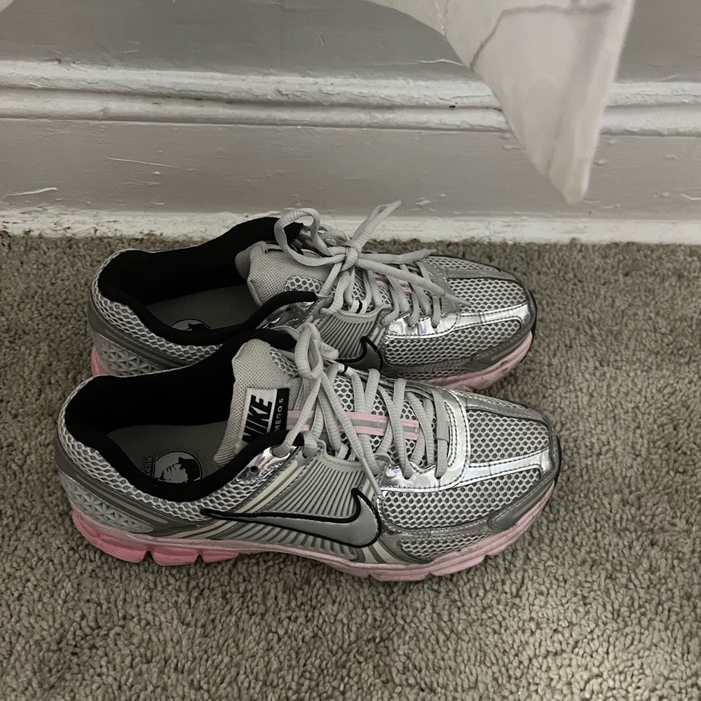 Nike Silver Mesh Running Sneakers with Pink Accents